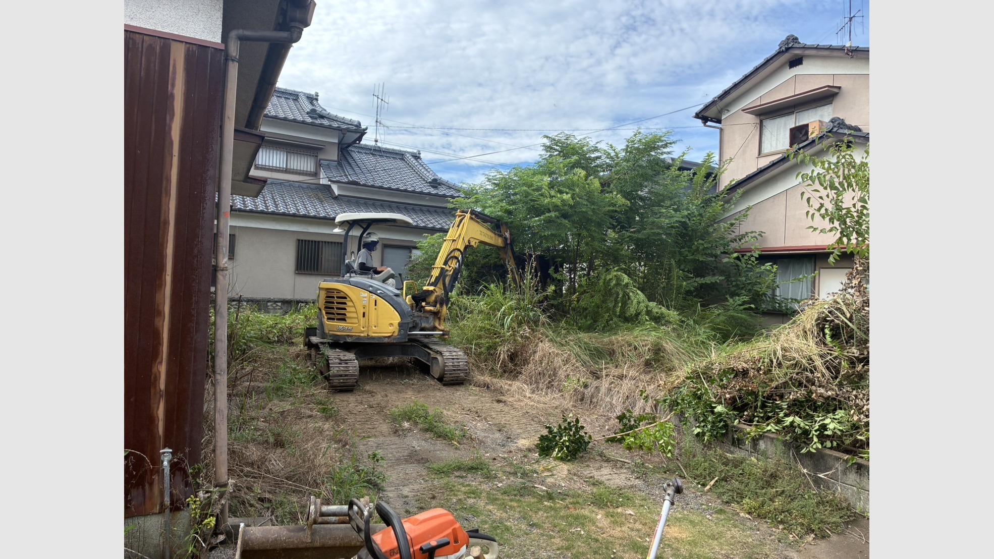 石積みとレンガ塀の解体撤去と伐採工事